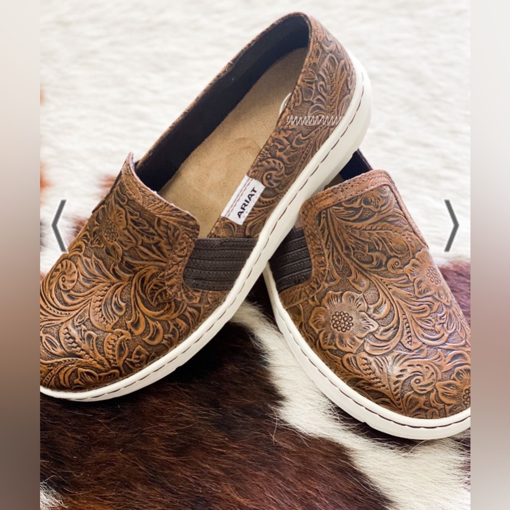 Ariat sneaker rodeo shoes